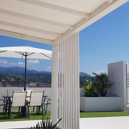 Ferienwohnung L'Isola Di Ago Torregrotta Exterior foto