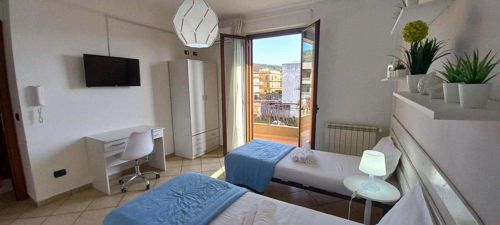 Ferienwohnung L'Isola Di Ago Torregrotta Exterior foto